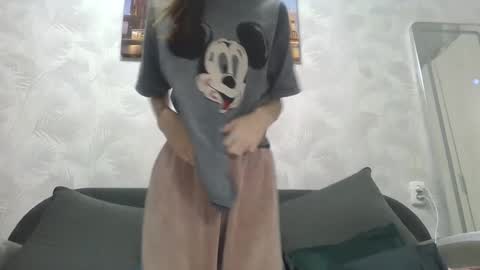 Snapshot of olivia_dream1 chatting on January 24, 11:34 pm Olivia online show from January 24, 11:34 pm