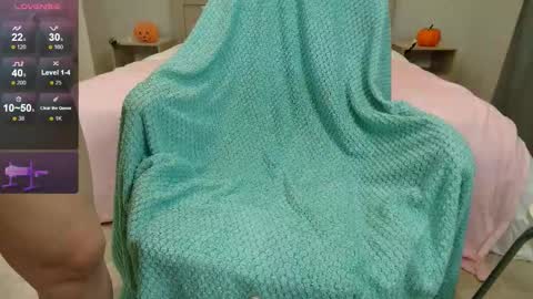 Olivia Hi guys Follow me  online show from November 3, 12:11 am