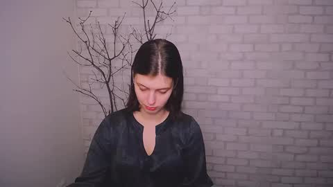 Olivia online show from January 3, 1:57 pm