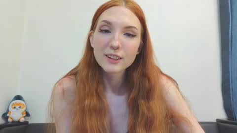 Snapshot of olivia_rid chatting on December 11, 10:27 pm OLIVIA online show from December 11, 10:27 pm
