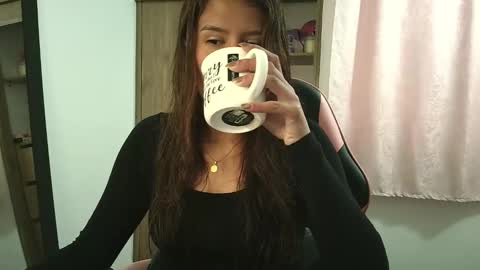 Olivia online show from October 4, 12:25 pm