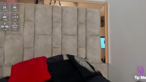 Olivia Evangelista online show from March 3, 2:51 am