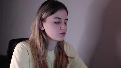 Olivia and Niko online show from October 1, 11:14 pm