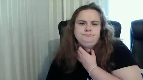 OliviaErmesx online show from September 17, 8:29 am