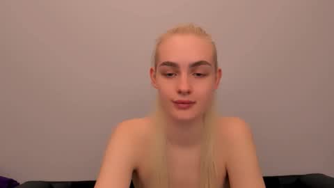 oliviaBeauty online show from January 6, 7:29 pm