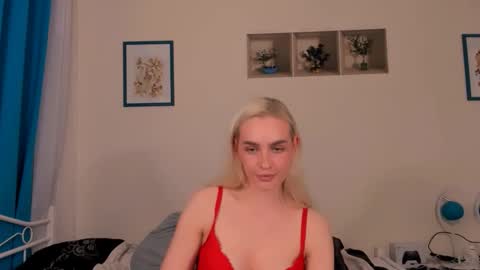oliviaBeauty online show from April 13, 6:23 pm