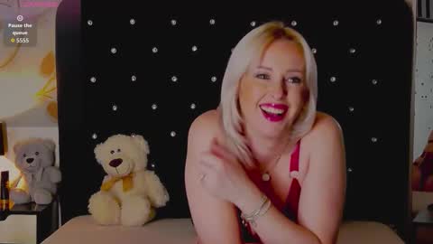 Olivia online show from March 7, 2:44 am