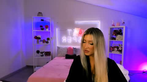 Olivia online show from January 26, 8:14 am