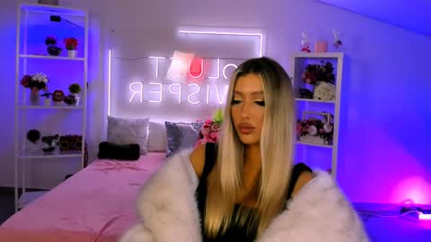 Olivia online show from January 26, 2:19 pm