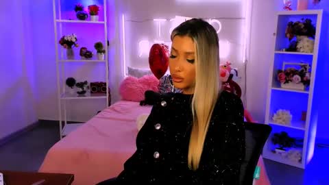 Olivia online show from February 17, 11:13 am