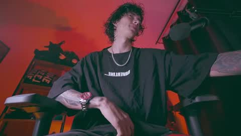     online show from April 20, 2:25 am