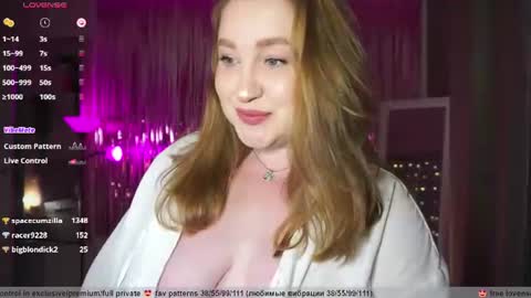 OllyDoll online show from July 27, 8:06 pm