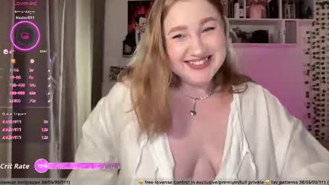 OllyDoll online show from July 14, 8:25 pm