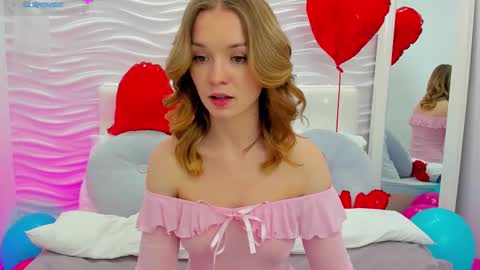 Amely online show from February 16, 1:09 pm