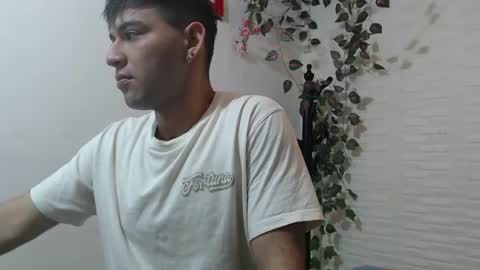 omar202612 online show from July 15, 12:43 pm