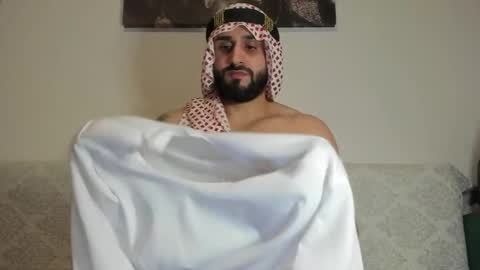 Snapshot of omar_xoxo chatting on December 24, 1:06 am Omar online show from December 24, 1:06 am