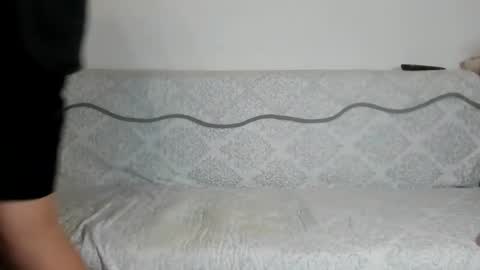 Snapshot of omar_xoxo chatting on December 14, 3:06 am Omar online show from December 14, 3:06 am