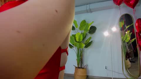 Miss Omelia online show from February 14, 4:21 pm