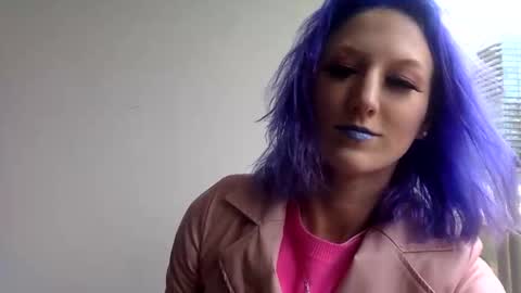 Snapshot of omilk chatting on December 12, 6:42 pm omilk online show from December 12, 6:42 pm