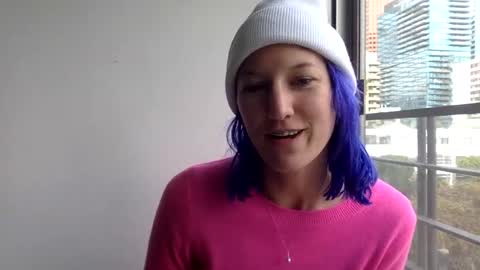 Snapshot of omilk chatting on December 11, 5:36 pm omilk online show from December 11, 5:36 pm