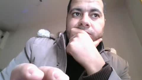 strong man online show from December 26, 8:39 am