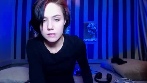 onaloon online show from November 17, 3:42 am