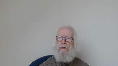 Somewhere over the rainbow online show from October 3, 7:16 am