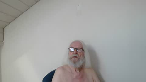 Somewhere over the rainbow online show from July 13, 7:01 am