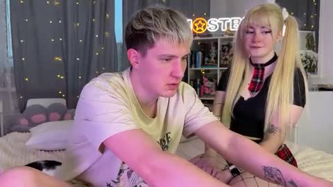 couple Lu sexy chick in middle and Jimmyblonde our friend Brianglasses online show from March 2, 2:10 pm