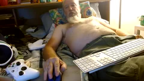 Snapshot of onemattu chatting on September 17, 7:34 am Mattu online show from September 17, 7:34 am