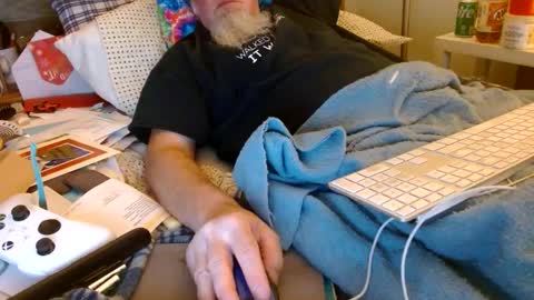 Snapshot of onemattu chatting on January 12, 7:32 am Mattu online show from January 12, 7:32 am