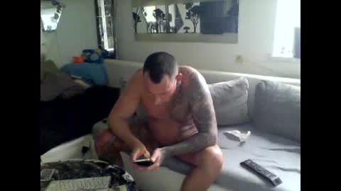 Snapshot of onepussycock chatting on January 4, 11:11 am .....mICha..... online show from January 4, 11:11 am