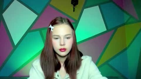 onessandra online show from September 19, 3:54 am