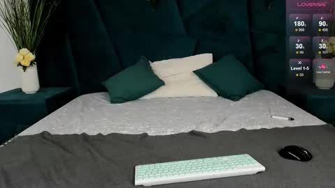 Erick  online show from November 16, 12:51 pm