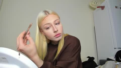 Iva online show from November 16, 3:58 pm