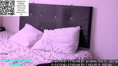 Snapshot of only_sarah1 chatting on February 11, 8:10 pm only_sarah1 online show from February 11, 8:10 pm