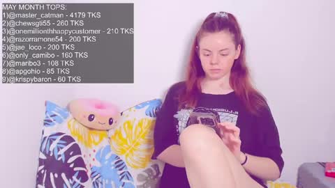 only_sarah1 online show from May 27, 10:07 pm