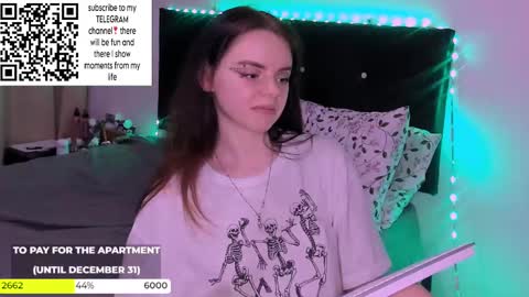 Snapshot of only_sarah1 chatting on December 21, 2:52 am only_sarah1 online show from December 21, 2:52 am