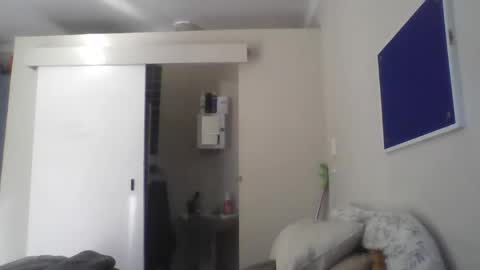 For me to know online show from November 28, 4:20 am