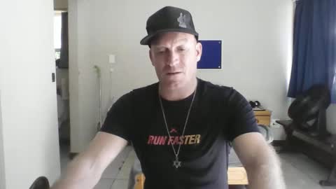 For me to know online show from December 5, 6:01 am