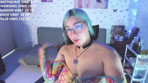 ONLFNS 50 DISCOUNT..SOPHIEHASPER online show from January 12, 5:45 am