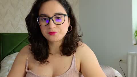 onlyella92_ online show from November 11, 10:50 am