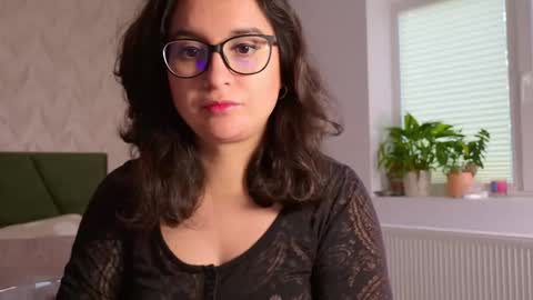 onlyella92_ online show from November 4, 11:22 am