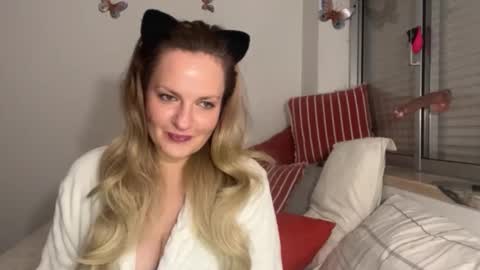 The cutest model on this site online show from February 12, 10:57 pm