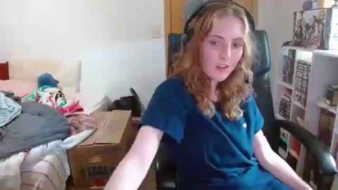 onlylyra online show from July 17, 10:44 pm