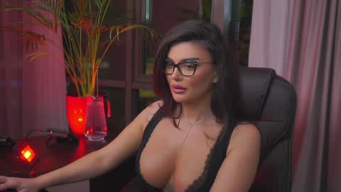 Snapshot of onlynicolle chatting on January 30, 10:30 pm Nicolle online show from January 30, 10:30 pm