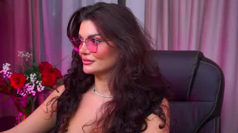 Snapshot of onlynicolle chatting on September 15, 10:44 pm Nicolle online show from September 15, 10:44 pm