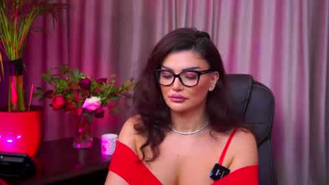Snapshot of onlynicolle chatting on September 14, 9:38 pm Nicolle online show from September 14, 9:38 pm