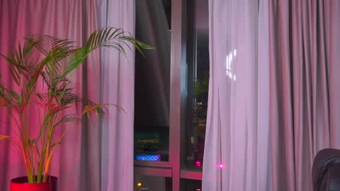 Snapshot of onlynicolle chatting on January 31, 10:52 pm Nicolle online show from January 31, 10:52 pm
