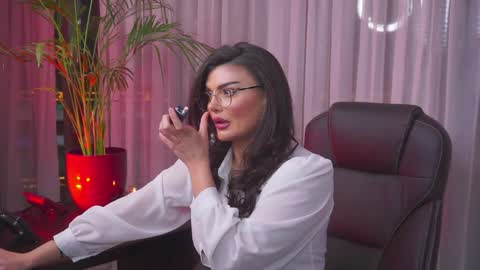 Snapshot of onlynicolle chatting on January 15, 10:13 pm Nicolle online show from January 15, 10:13 pm